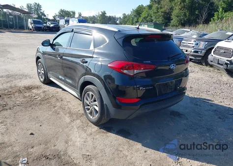 2017 Hyundai Tucson Limited/Sport And Eco/Se z USA, uszkodzony, nr VIN KM8J3CA48HU544681
